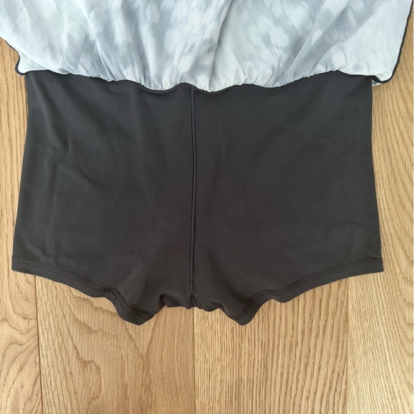 offline by aerie flowy skirt with built in shorts (skort) - Picture 7 of 8